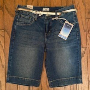 Levi's 515 Bermuda Shorts - Size 4